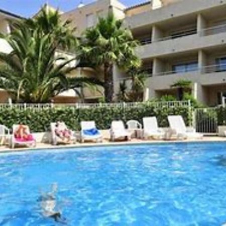 Grand T3 6 Couchages Avec Piscine Vue Salins Le Grau-du-Roi Exterior photo