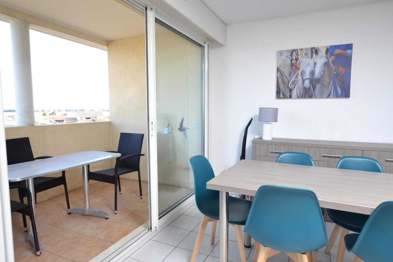 Grand T3 6 Couchages Avec Piscine Vue Salins Le Grau-du-Roi Exterior photo