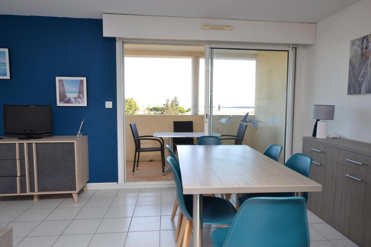 Grand T3 6 Couchages Avec Piscine Vue Salins Le Grau-du-Roi Exterior photo